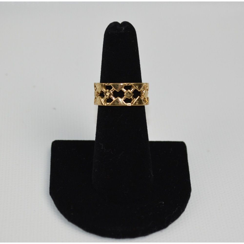 Vintage Avon‎ Gold Tone Ring Size 6.25 Cut Out Carved Design Band
